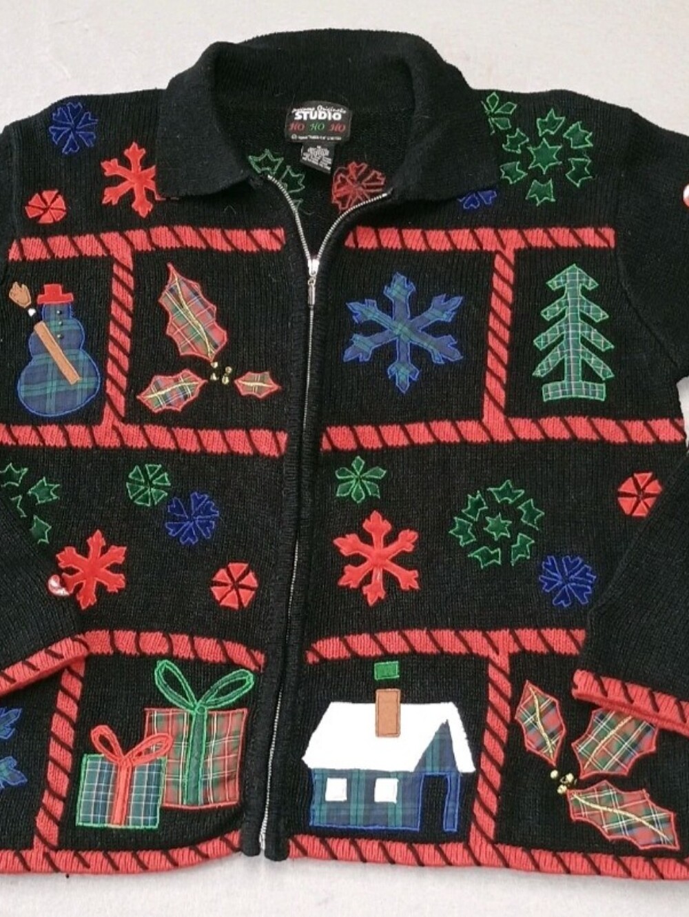 Designers Originals Studio Sweater Women's Black Christmas Bears   Size M